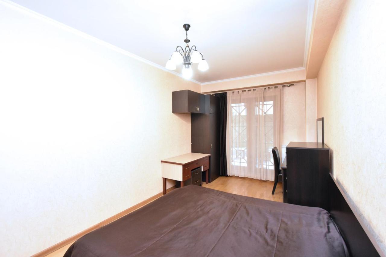 Dos Guest House エレバン エクステリア 写真